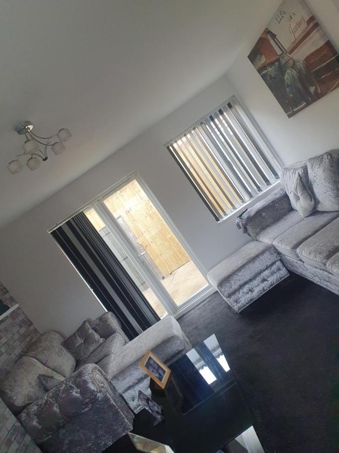 The Hawthorns Large Detached 3 Bedroom Family Home Seaham Bagian luar foto